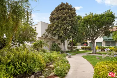 4914 McConnell Ave #1/2, Los Angeles, CA 90066 - Photo 23