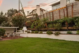 5887 W 77th Pl, Los Angeles, CA 90045 - Photo 11