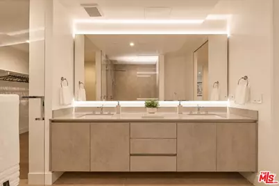 728 N Sweetzer Ave #112, West Hollywood, CA 90069 - Photo 7