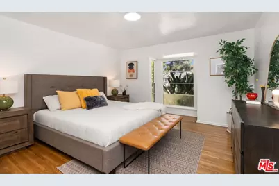 7535 Etiwanda Ave, Los Angeles, CA 91335 - Photo 11