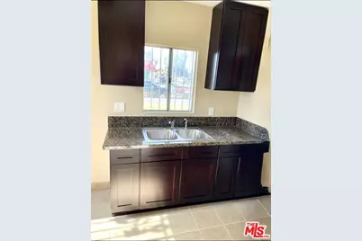 1012 N Willow Ave, Compton, CA 90221 - Photo 3