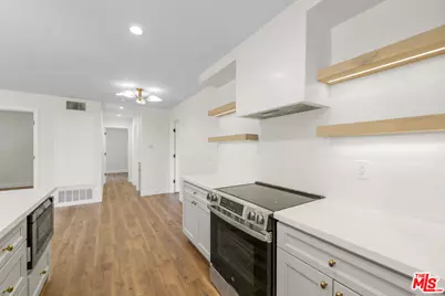 8712 Chessington Dr #261F, Inglewood, CA 90305 - Photo 13
