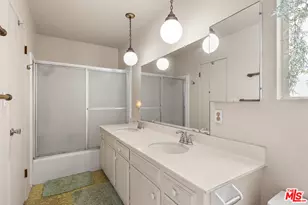 3221 Thatcher Ave, Los Angeles, CA 90292 - Photo 17