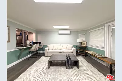 942 S Bronson Ave, Los Angeles, CA 90019 - Photo 3