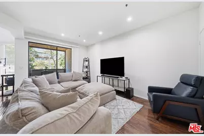 2559 Plaza Del Amo #213, Torrance, CA 90503 - Photo 3