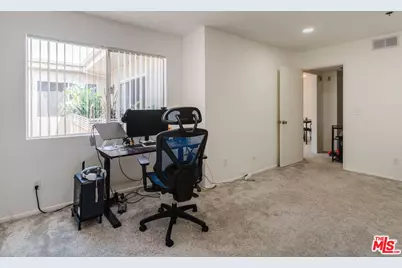 1731 Barry Ave #214, Los Angeles, CA 90025 - Photo 21