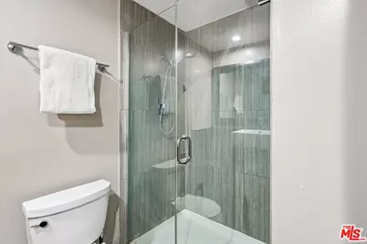 800 W 1st St #2805, Los Angeles, CA 90012 - Photo 37