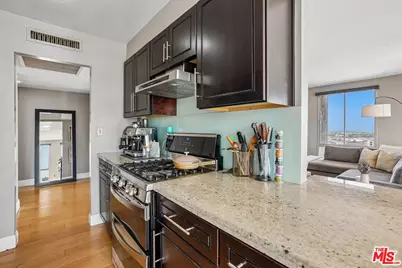 800 W 1st St #2805, Los Angeles, CA 90012 - Photo 19