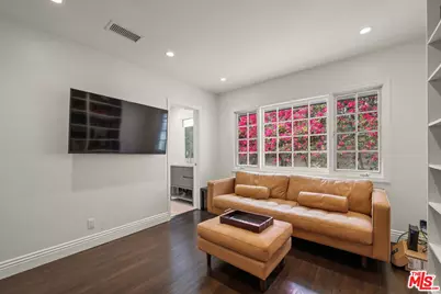 9023 Alto Cedro Dr, Beverly Hills, CA 90210 - Photo 57