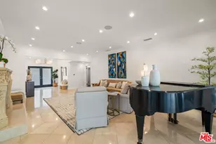 9023 Alto Cedro Dr, Beverly Hills, CA 90210 - Photo 15