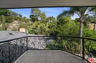 9023 Alto Cedro Dr, Beverly Hills, CA 90210 - Photo 47