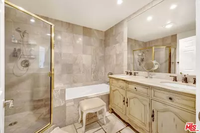11952 Montana Ave #303, Los Angeles, CA 90049 - Photo 19
