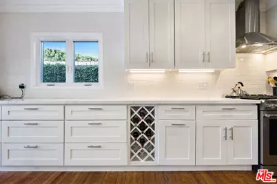 12773 La Maida St, Valley Village, CA 91607 - Photo 13