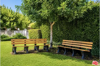15173 Magnolia Blvd #E, Los Angeles, CA 91403 - Photo 13