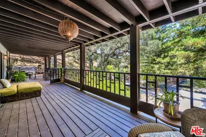 805 Malibu Meadows Dr, Calabasas, CA 91302 - Photo 3