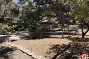 805 Malibu Meadows Dr, Calabasas, CA 91302 - Photo 57