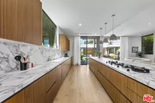 513 N Martel Ave, Los Angeles, CA 90036 - Photo 15