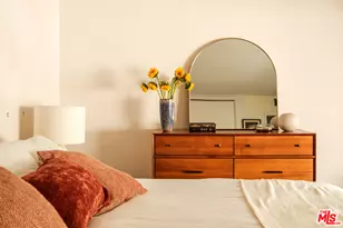 21269 Entrada Rd, Topanga, CA 90290 - Photo 47