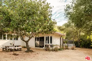 21269 Entrada Rd, Topanga, CA 90290 - Photo 57