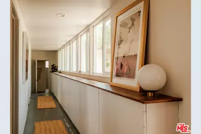21269 Entrada Rd, Topanga, CA 90290 - Photo 25
