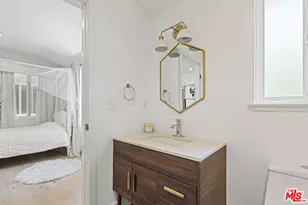 23023 Gainford St, Los Angeles, CA 91364 - Photo 29