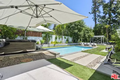 23023 Gainford St, Los Angeles, CA 91364 - Photo 15