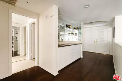 11855 Goshen Ave #104, Los Angeles, CA 90049 - Photo 3