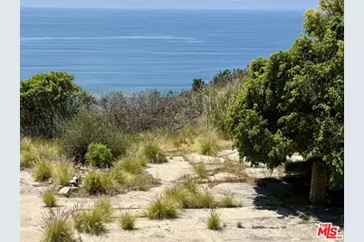 20654 Eaglepass Dr, Malibu, CA 90265 - Photo 1
