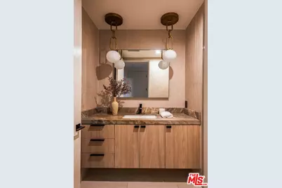 734 18th St, Santa Monica, CA 90402 - Photo 21