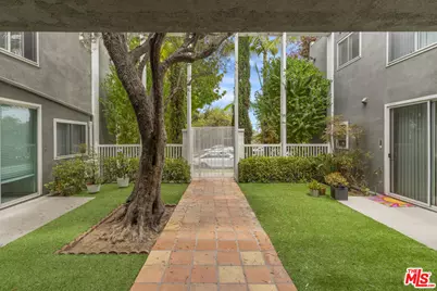 7758 W 91st St, Los Angeles, CA 90293 - Photo 5