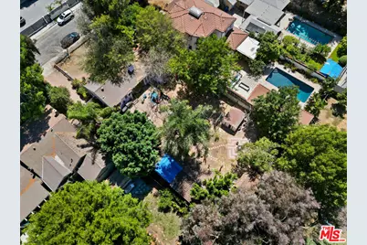 12201 Califa St, Valley Village, CA 91607 - Photo 17