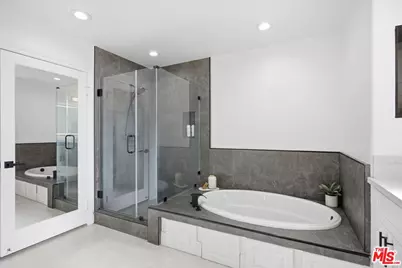 12975 Agustin Pl #335, Playa Vista, CA 90094 - Photo 19