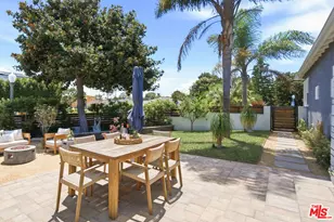 7952 Dunbarton Ave, Los Angeles, CA 90045 - Photo 33