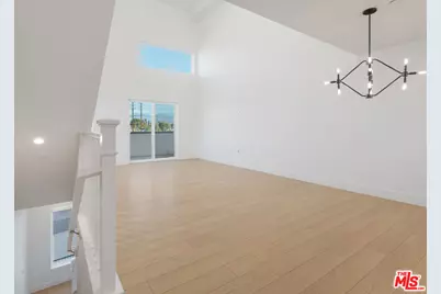 11212 W Victory Blvd #7, Los Angeles, CA 91606 - Photo 13