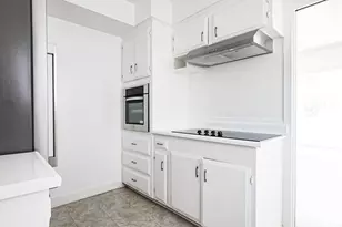 1525 N Hayworth Ave, Los Angeles, CA 90046 - Photo 15