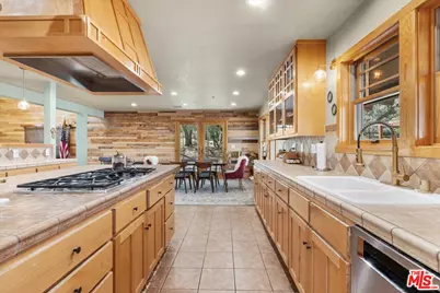 28200 Pine Canyon Rd, Lake Hughes, CA 93532 - Photo 7