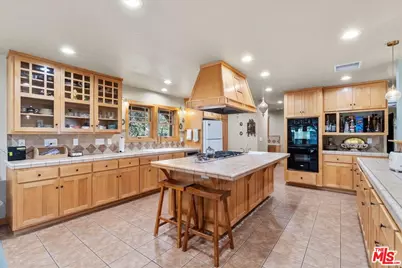 28200 Pine Canyon Rd, Lake Hughes, CA 93532 - Photo 9