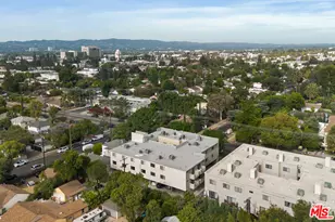 6590 Hazeltine Ave, Los Angeles, CA 91401 - Photo 23
