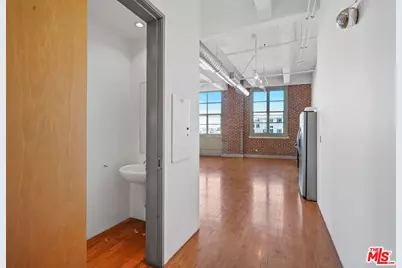 1850 Industrial St #404, Los Angeles, CA 90021 - Photo 13