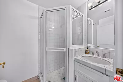 15656 Crownridge Pl, Sherman Oaks, CA 91403 - Photo 69