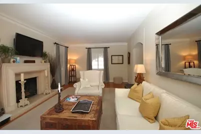444 Smithwood Dr, Beverly Hills, CA 90212 - Photo 3