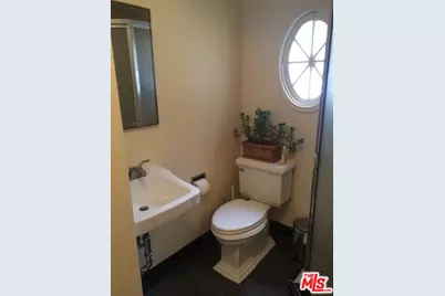 444 Smithwood Dr, Beverly Hills, CA 90212 - Photo 23