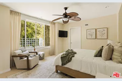 4101 Clear Valley Dr, Los Angeles, CA 91436 - Photo 27