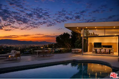 11411 Dona Teresa Dr, Los Angeles, CA 91604 - Photo 15