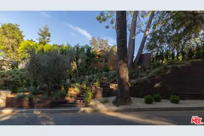 4146 High Valley Rd, Los Angeles, CA 91436 - Photo 3