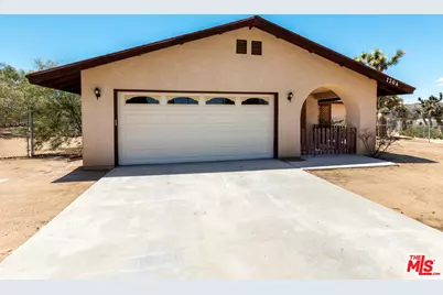 7204 Emerson Ave, Yucca Valley, CA 92284 - Photo 1