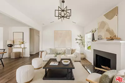 8421 Airlane Ave, Los Angeles, CA 90045 - Photo 1