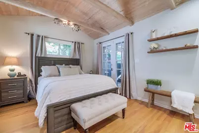 21447 Providencia St, Woodland Hills, CA 91364 - Photo 49