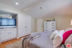 21447 Providencia St, Woodland Hills, CA 91364 - Photo 39