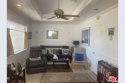 1012 Emerald St, Redondo Beach, CA 90277 - Photo 3